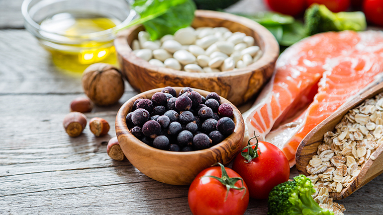 Image of blueberries, salmon, oats, healthy fats